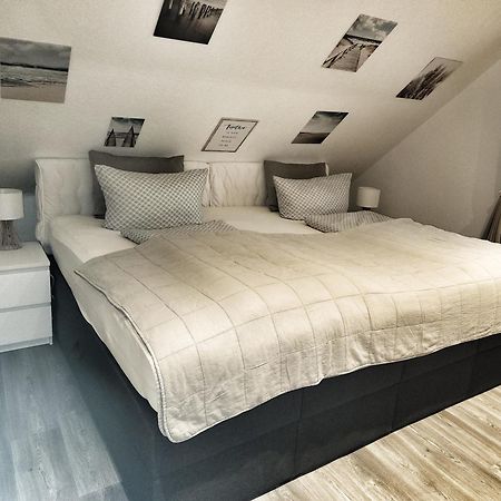 Nordsee Anker Unsere Moderne 87 Qm Ferienwohnung Mit Zwei Schlafzimmer In Norden Ortsteil Ostermarsch Exteriör bild