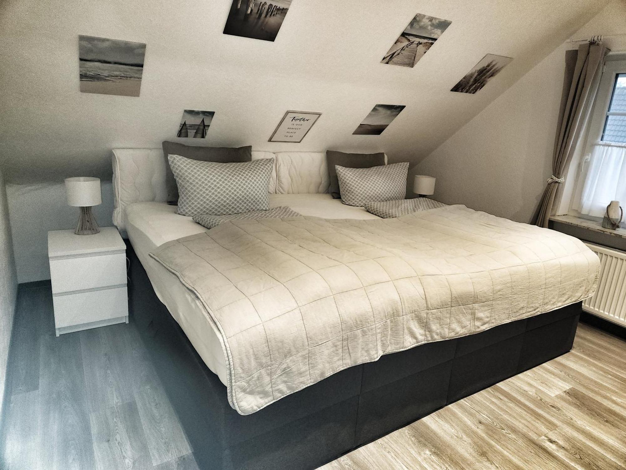 Nordsee Anker Unsere Moderne 87 Qm Ferienwohnung Mit Zwei Schlafzimmer In Norden Ortsteil Ostermarsch Exteriör bild